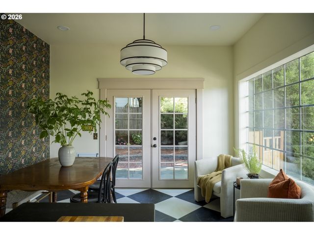 703 N BLANDENA St, Portland, OR 97217