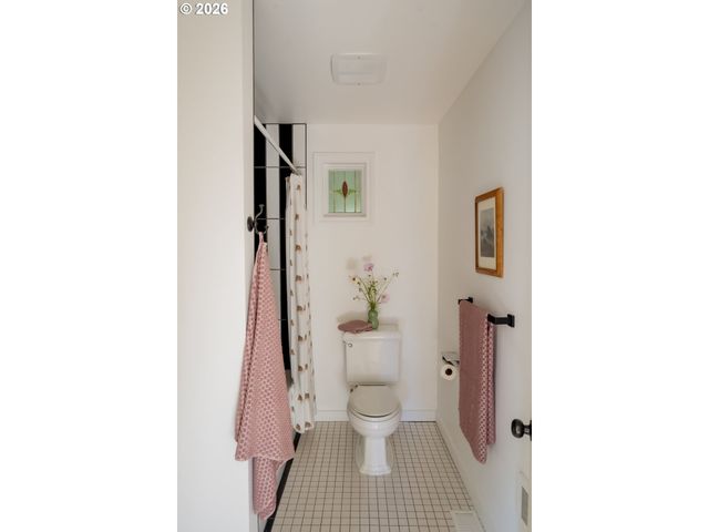 703 N BLANDENA St, Portland, OR 97217