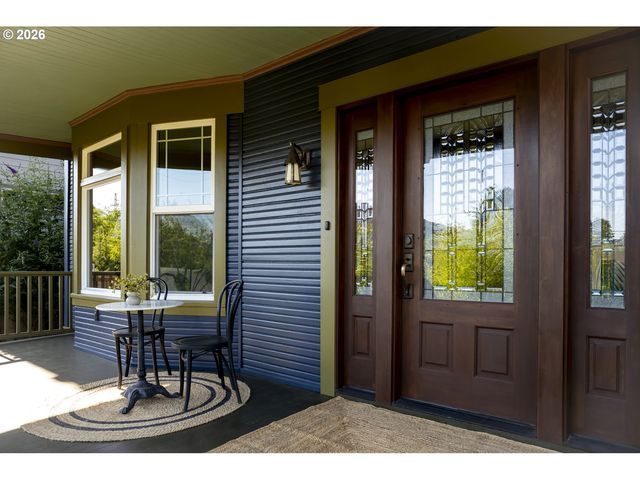 703 N BLANDENA St, Portland, OR 97217