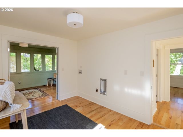 703 N BLANDENA St, Portland, OR 97217