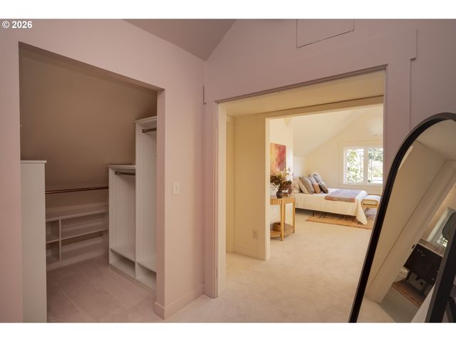 703 N BLANDENA St, Portland, OR 97217