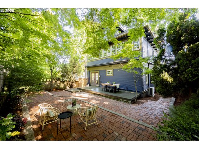 703 N BLANDENA St, Portland, OR 97217