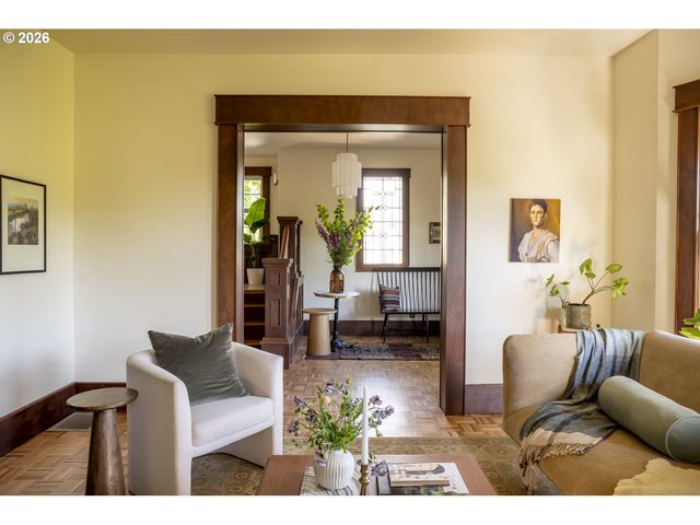 703 N BLANDENA St, Portland, OR 97217