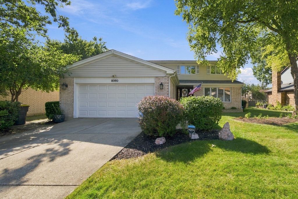 9360 Margail Avenue, Des Plaines, IL 60016 — exterior