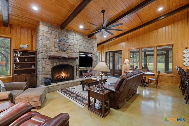 1241 Sandy Oaks Ranch Road, Johnson City, TX 78636