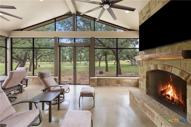 1241 Sandy Oaks Ranch Road, Johnson City, TX 78636