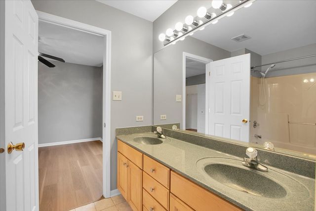 2404 White Ash Court, Plainfield, IL 60586