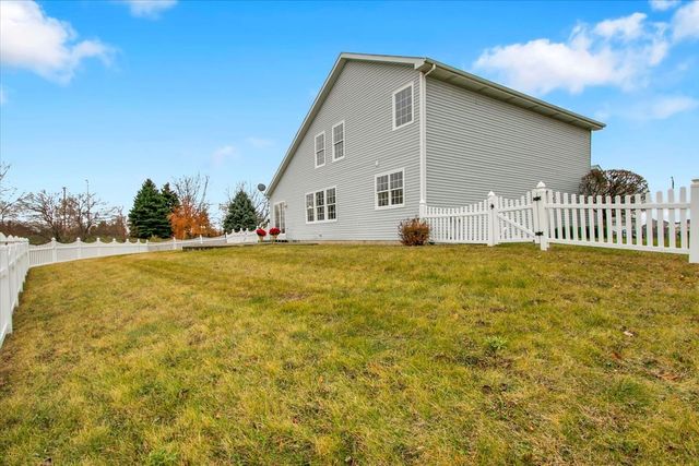 2404 White Ash Court, Plainfield, IL 60586