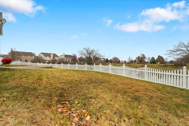 2404 White Ash Court, Plainfield, IL 60586