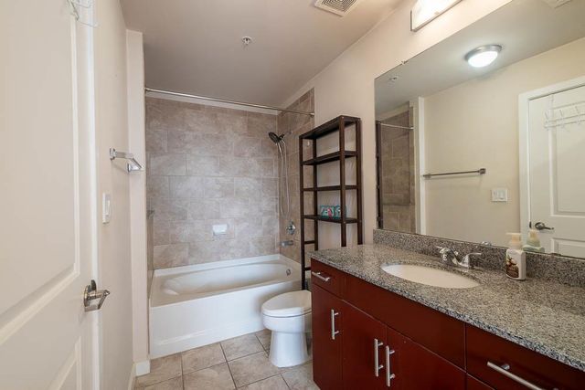 360 Nueces ST 2110, Austin, TX 78701
