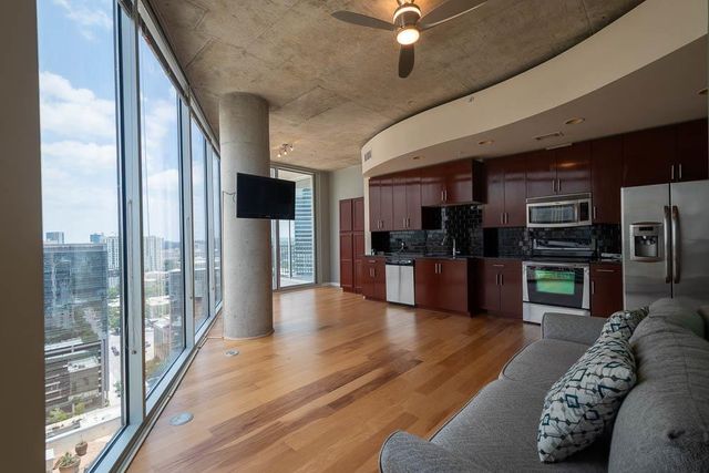 360 Nueces ST 2110, Austin, TX 78701
