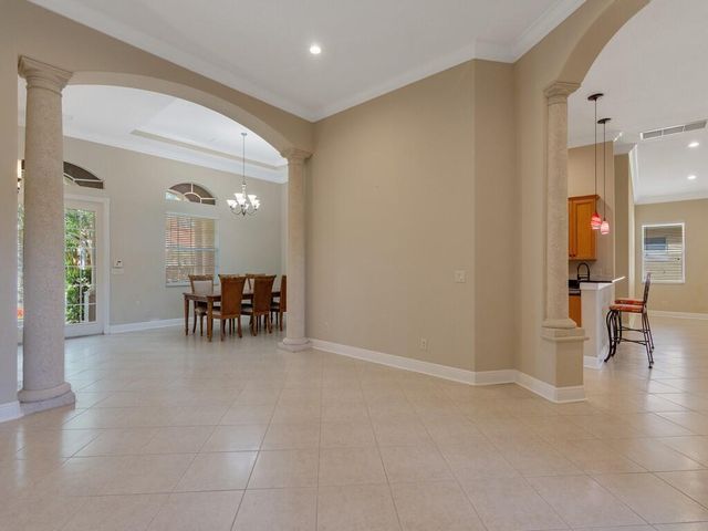 6124 57th Court, Vero Beach, FL 32967