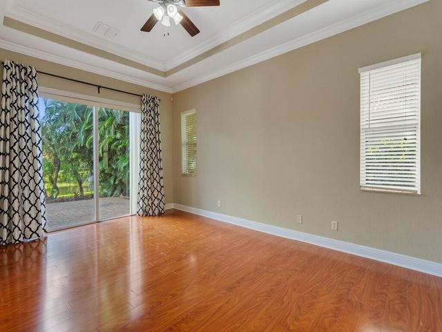 6124 57th Court, Vero Beach, FL 32967