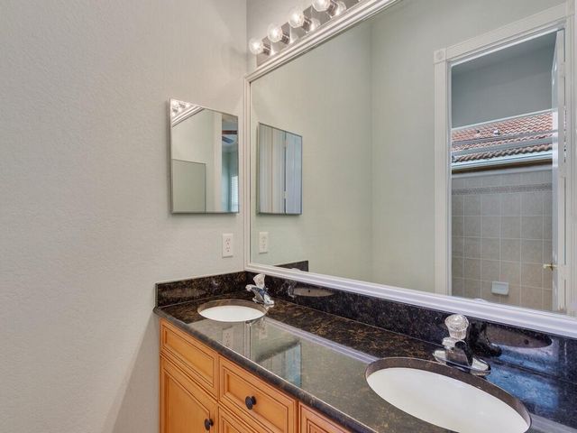6124 57th Court, Vero Beach, FL 32967