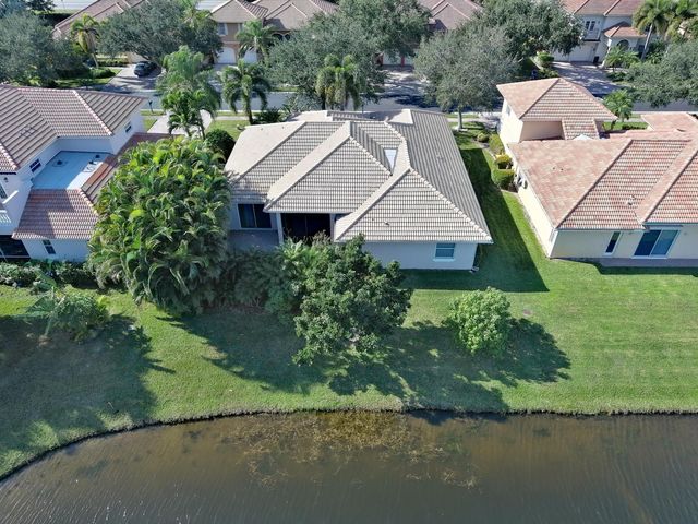 6124 57th Court, Vero Beach, FL 32967