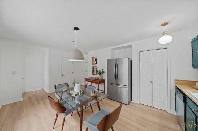 851 Jacob Light Court, New Richmond, OH 45157