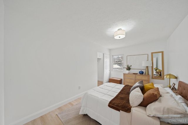 851 Jacob Light Court, New Richmond, OH 45157