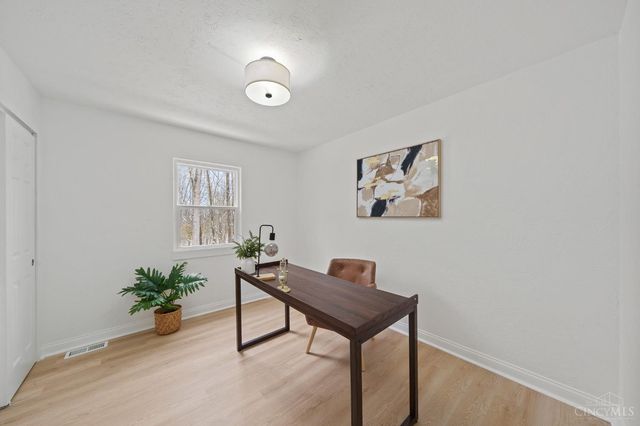 851 Jacob Light Court, New Richmond, OH 45157