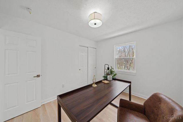 851 Jacob Light Court, New Richmond, OH 45157