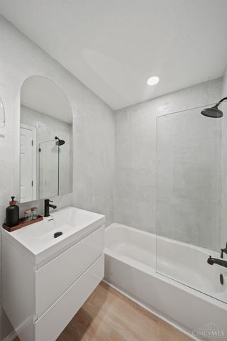 851 Jacob Light Court, New Richmond, OH 45157