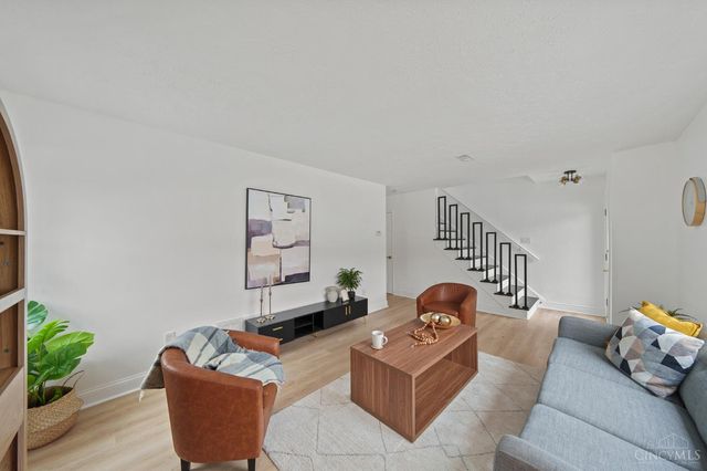 851 Jacob Light Court, New Richmond, OH 45157