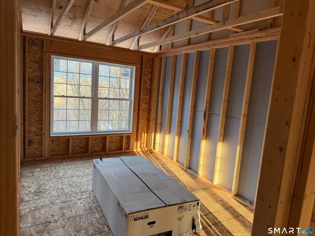 17 Staples Street, Danbury, CT 06810