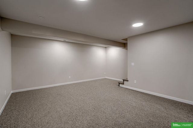 1165 S Kate Avenue, Fremont, NE 68025