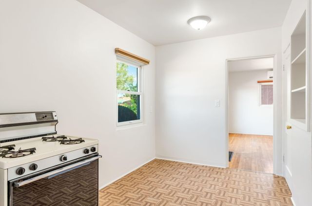 2824 Manzano Street NE, Albuquerque, NM 87110