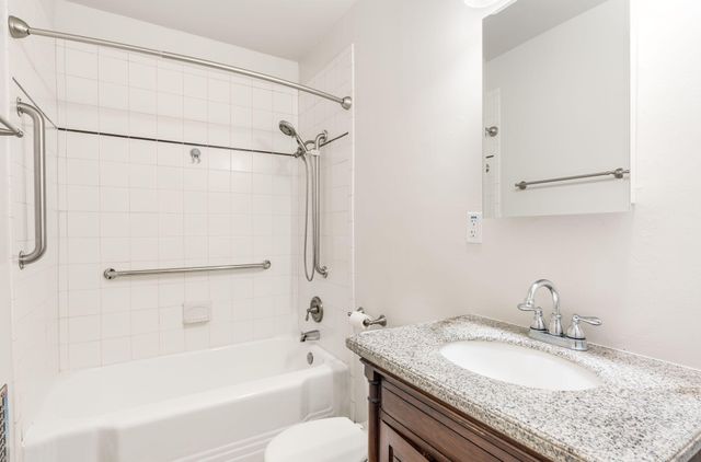 2824 Manzano Street NE, Albuquerque, NM 87110