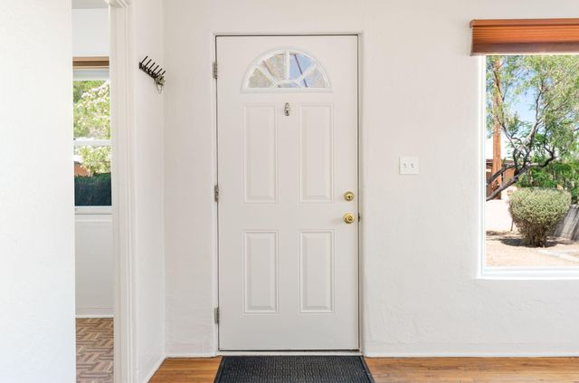2824 Manzano Street NE, Albuquerque, NM 87110