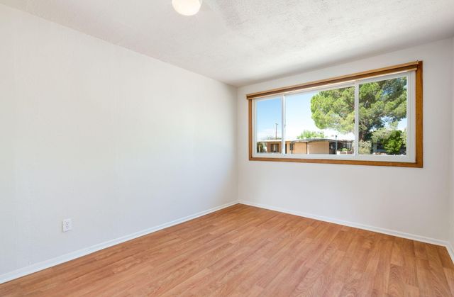 2824 Manzano Street NE, Albuquerque, NM 87110