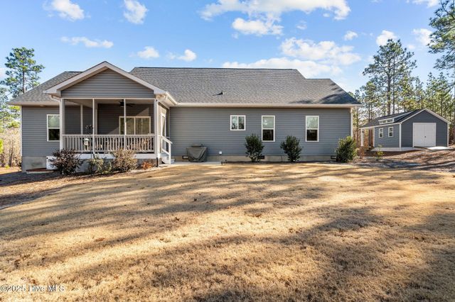 20 Forest Lake Drive, Foxfire Village, NC 27281