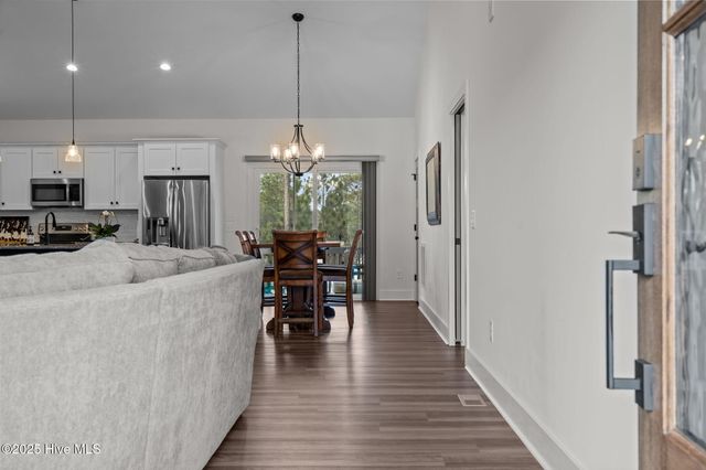 20 Forest Lake Drive, Foxfire Village, NC 27281