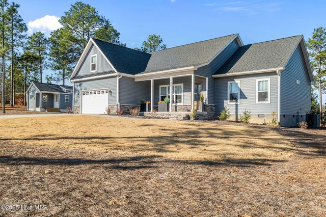 20 Forest Lake Drive, Foxfire Village, NC 27281