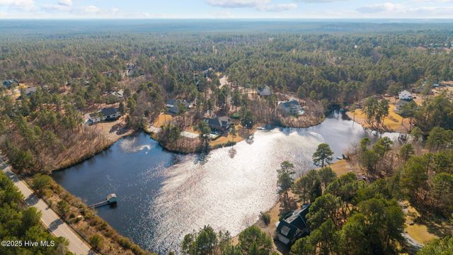 20 Forest Lake Drive, Foxfire Village, NC 27281