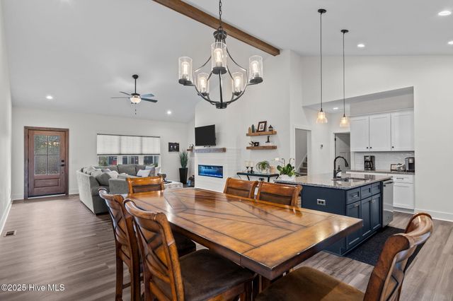 20 Forest Lake Drive, Foxfire Village, NC 27281