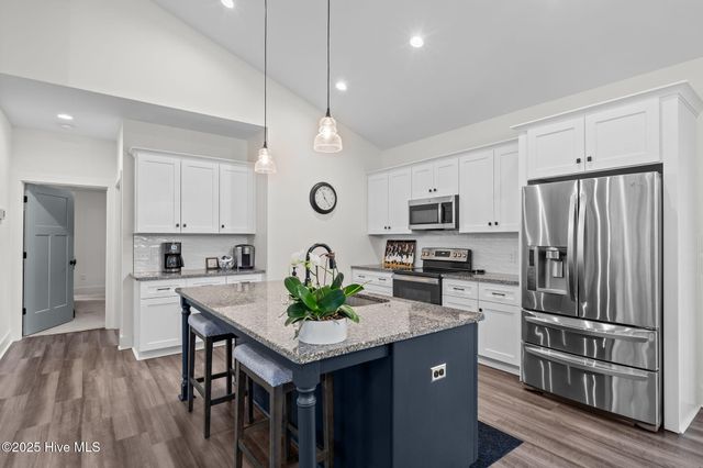 20 Forest Lake Drive, Foxfire Village, NC 27281