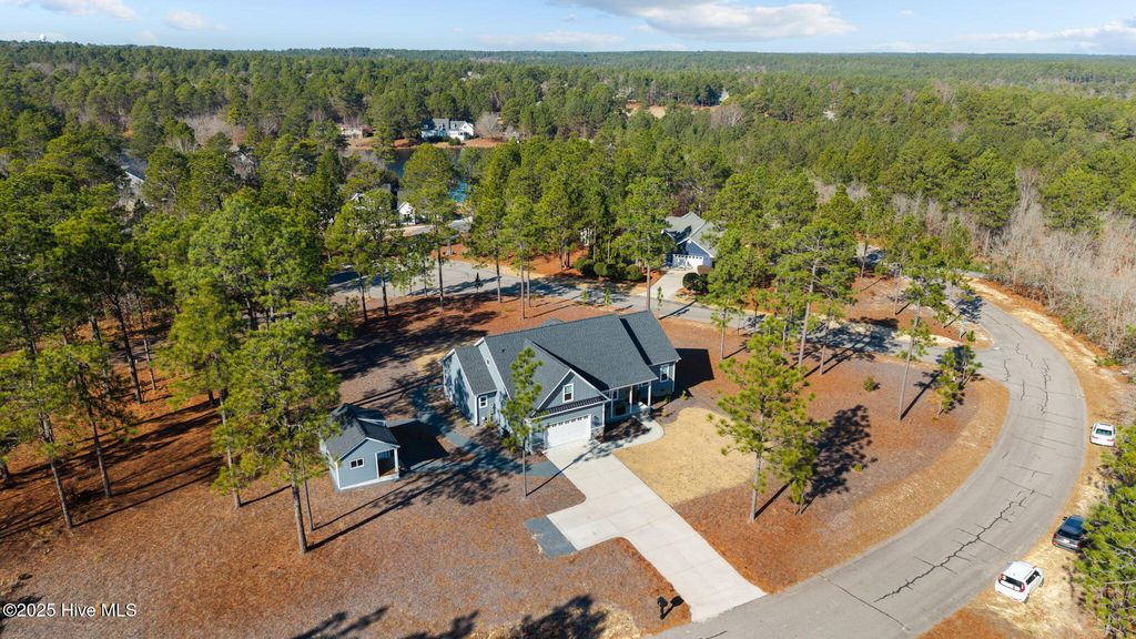 20 Forest Lake Drive, Foxfire Village, NC 27281