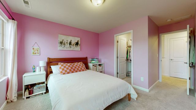 3281 Holiday Ln, Columbia, TN 38401