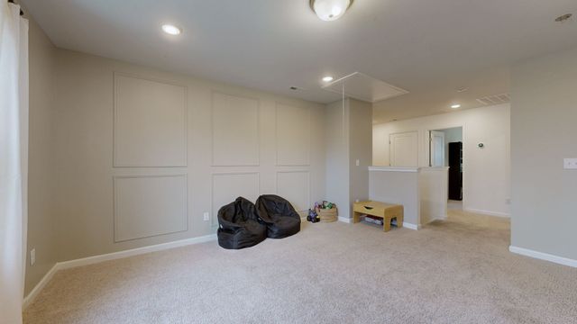 3281 Holiday Ln, Columbia, TN 38401