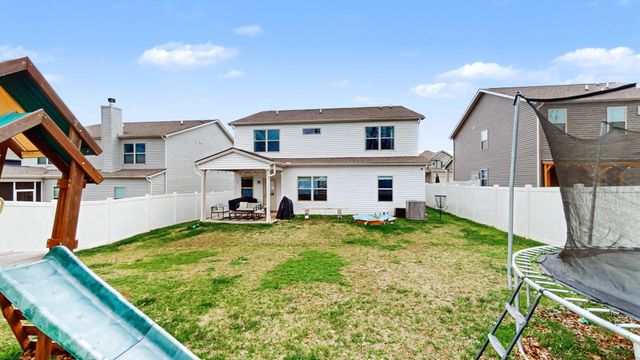 3281 Holiday Ln, Columbia, TN 38401