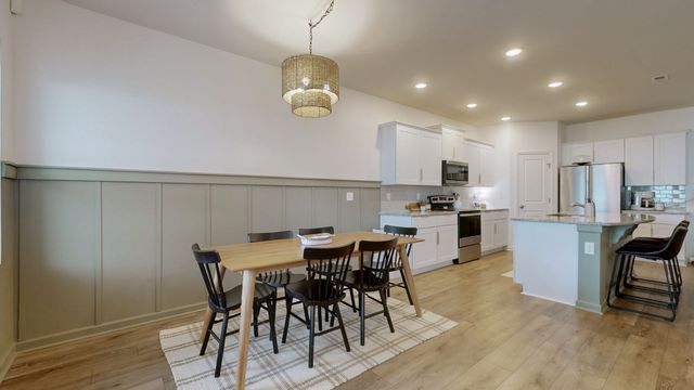 3281 Holiday Ln, Columbia, TN 38401