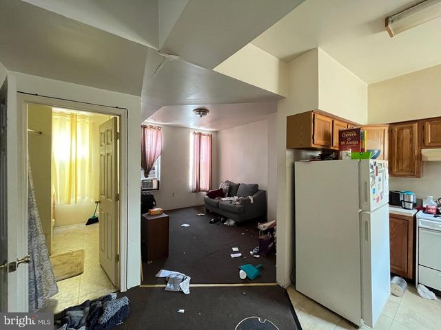 32 S FULTON AVE, Baltimore, MD 21223