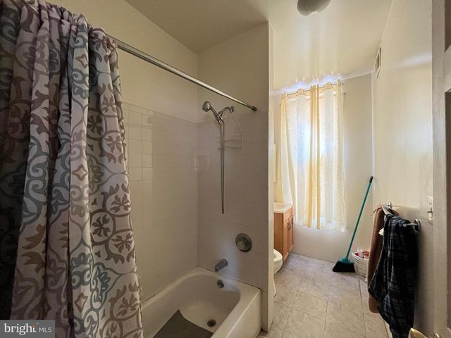 32 S FULTON AVE, Baltimore, MD 21223