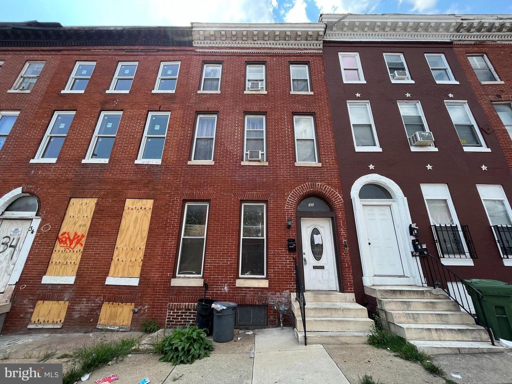 32 S FULTON AVE, Baltimore, MD 21223