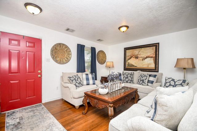 6721 Cathcart Drive, Houston, TX 77091