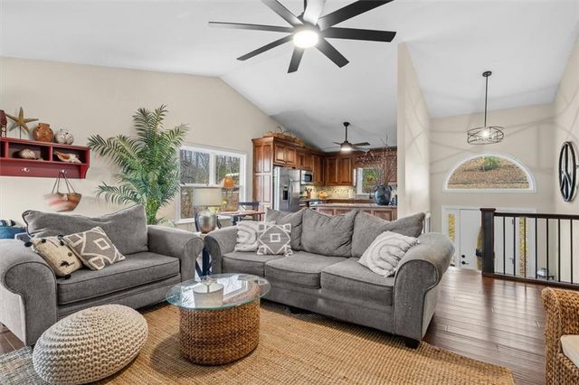 302 Indian Forest Road, Jasper, GA 30143