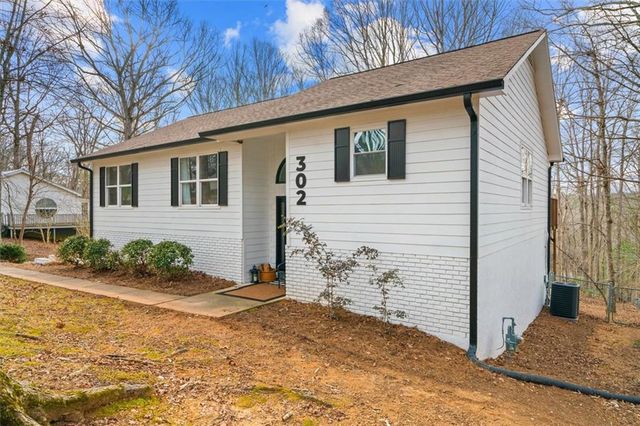 302 Indian Forest Road, Jasper, GA 30143