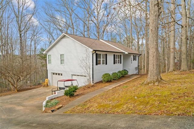 302 Indian Forest Road, Jasper, GA 30143