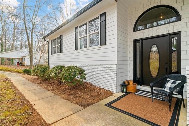 302 Indian Forest Road, Jasper, GA 30143